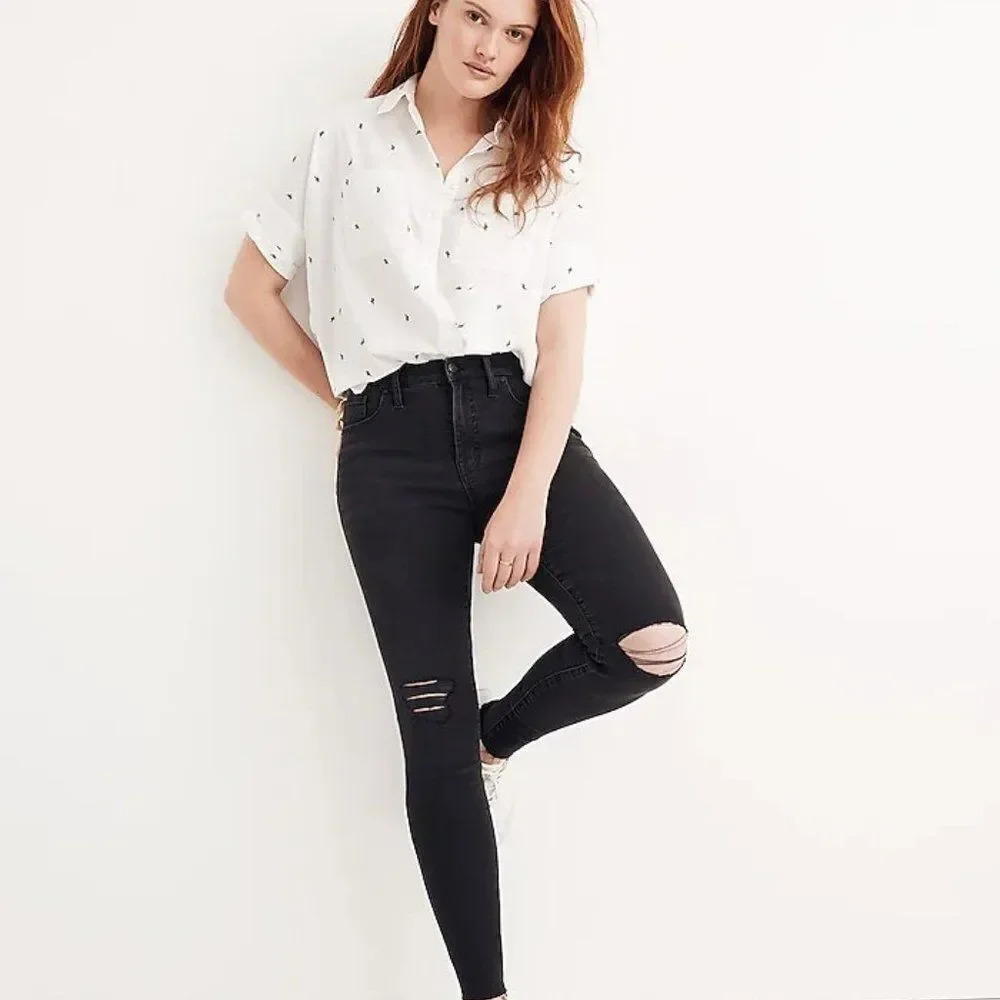 MADEWELL 9 Inch Mid Rise Skinny Jeans in Black Sea Size 26 Distressed Knees